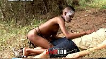 เว็บโป๊ เย็ดในป่า เย็ดเสียว เย็ดสด เย็ดบนพื้น